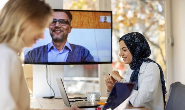 The Future of Hybrid Work: 5 Key Questions Answered With Data